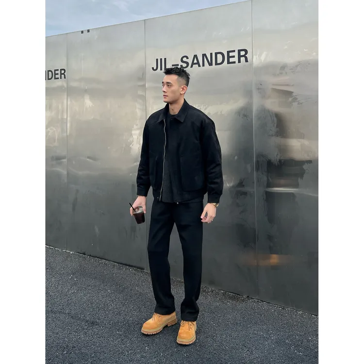 【冠什么希男装】冬季「穿越时光的质感」复古皮绒轻盈国标羽绒服外套