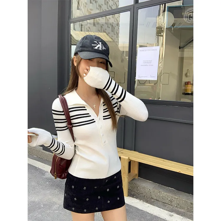 黑白条纹polo领针织打底衫女秋冬季修身显瘦软糯时尚气质v领上衣