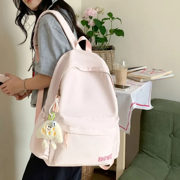 书包休闲大容量双肩包女轻便学生韩版旅行新款双肩背包潮流百搭