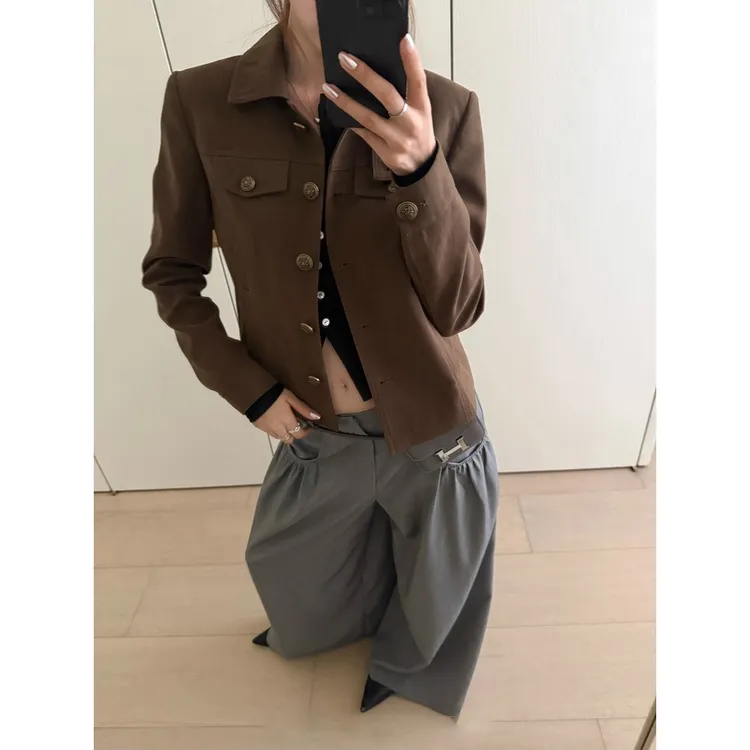 美式复古设计感翻领外套百搭夹克女秋季新款工装风短款修身上衣潮