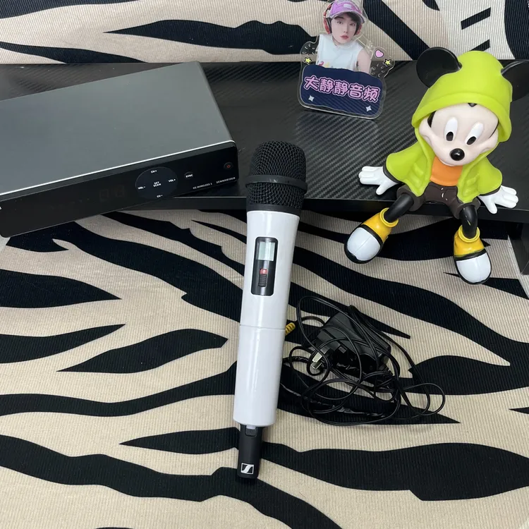 8新 SENNHEISER/森海塞尔 二手改色款森海塞尔825一拖一功能完好