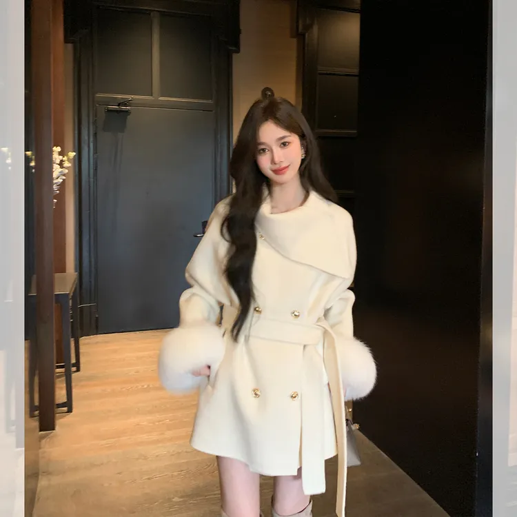 小香风仿狐狸毛白色双面绒呢子大衣冬季新款洋气小个子毛呢外套女