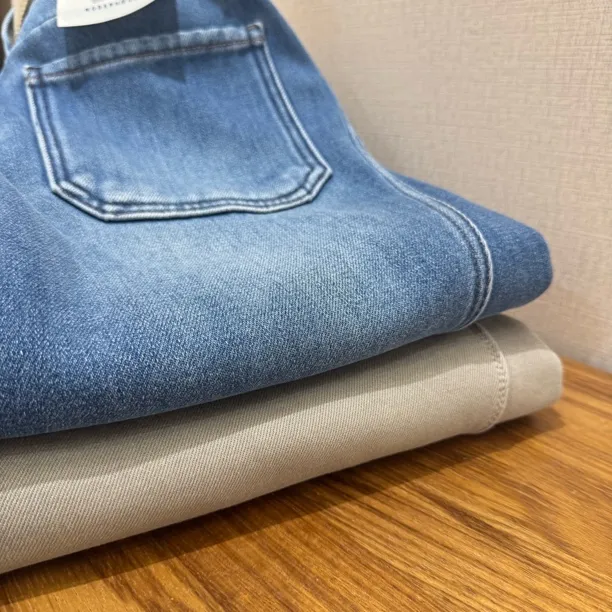 ［爱衣橱女装］八面弹高腰百搭窄版直筒牛仔裤女显瘦美式休闲弯刀裤