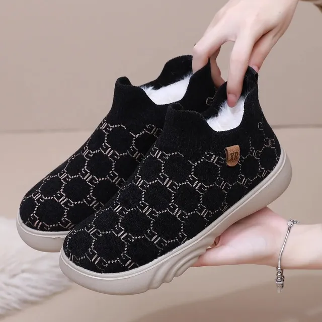 冬季新款加绒绵羊毛飞织软底妈妈鞋加厚保暖舒适一脚蹬中老年棉鞋