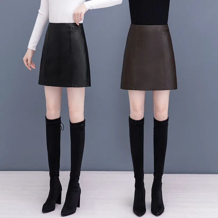 黑色A字半身裙女2025新款秋季高级感名媛直筒裙秋季高腰复古牛仔