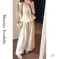 【mimius】肉肉 重工满幅刺绣吊带短袖上衣+阔腿裤（正腰） G05605