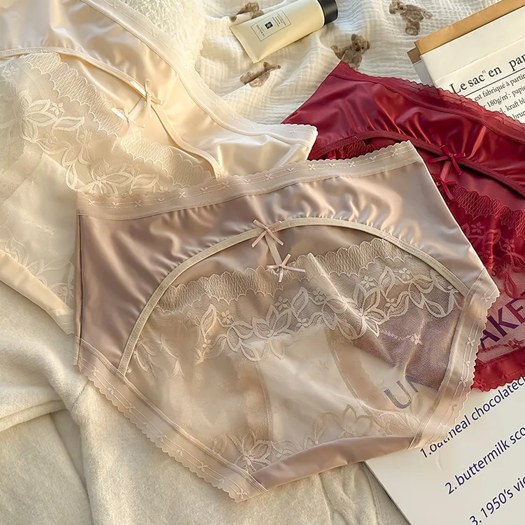 中腰法式无痕缎面软蕾丝纯欲风大码胖妹妹200斤舒适透气女士内裤