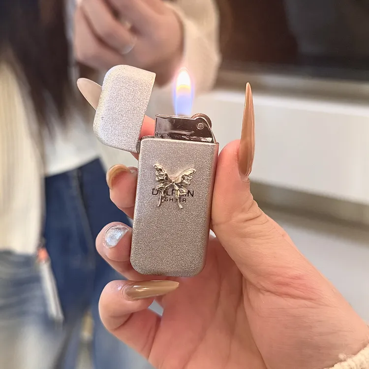 原创小众高级设计皓银蝴蝶打火机高颜值小巧充气耐用送男女友礼物