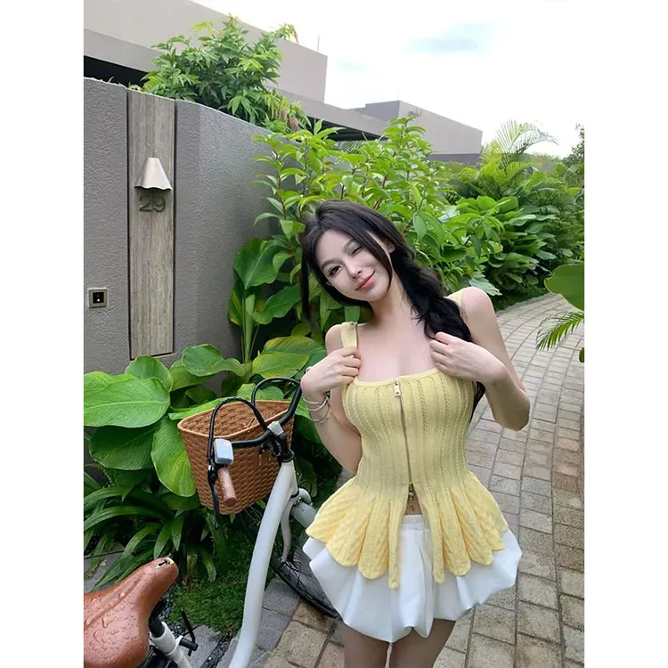 韩系时尚穿搭高级感无袖气质夏季新款上衣女配显瘦高腰裙裤两件套