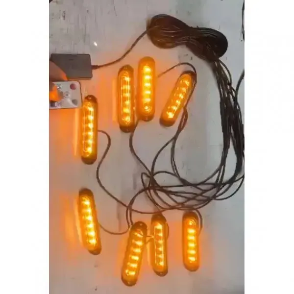 中网一拖四六八中网爆闪灯12V-24V货车卡车中网高亮LED超亮车灯