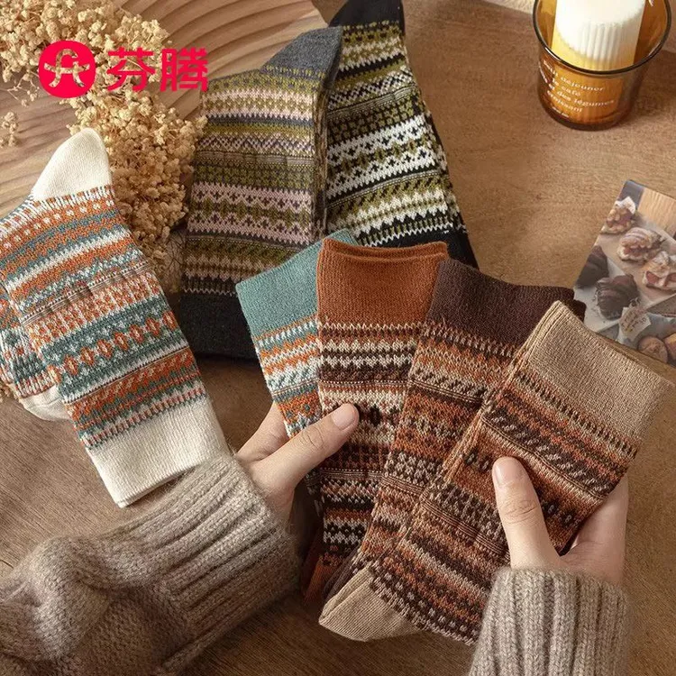 芬腾费尔岛袜子女士筒袜秋冬款复古潮流堆堆袜民族风长袜春秋