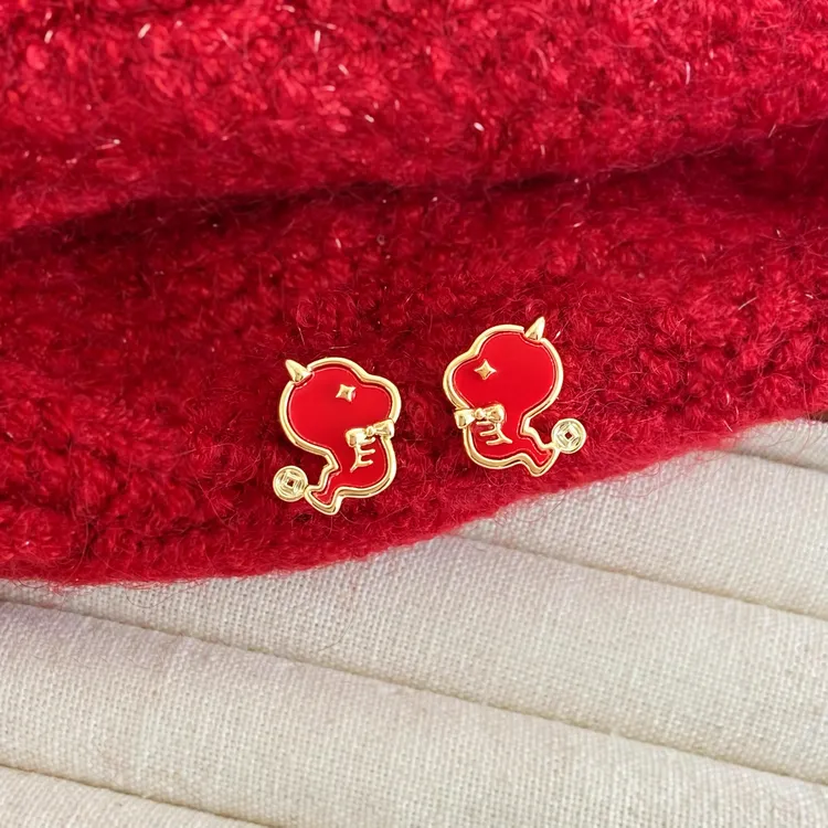 铜合金耳饰  红色铜钱耳钉新年生肖本命年蛇年秋冬高级感耳环耳饰