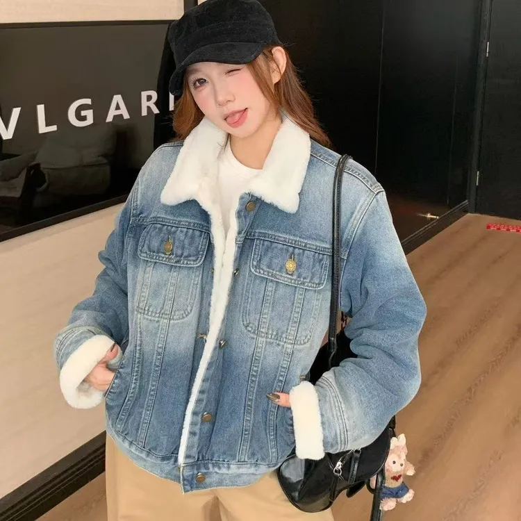 2025冬季新款宽松夹克上衣加绒加厚休闲羊羔牛仔复古牛仔外套