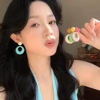 合金耳饰 2025新款多巴胺夏日撞色圈圈耳环女小众设计海边耳钉ins