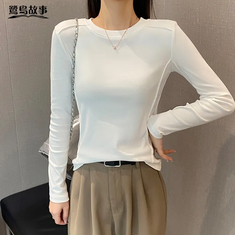 鹭岛故事白色圆领鱼骨长袖t恤女春秋修身打底衫内搭显瘦百搭上衣
