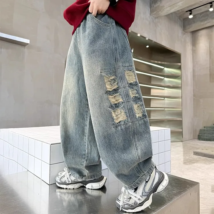 男童软牛仔裤春秋款2025新款儿童直筒宽松痞帅风破洞裤子潮酷帅气