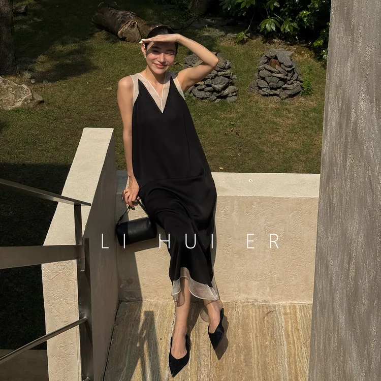 LiHuiEr李慧儿【罗弗敦群岛】夏季气质轻奢设计师款背心裙LL025322