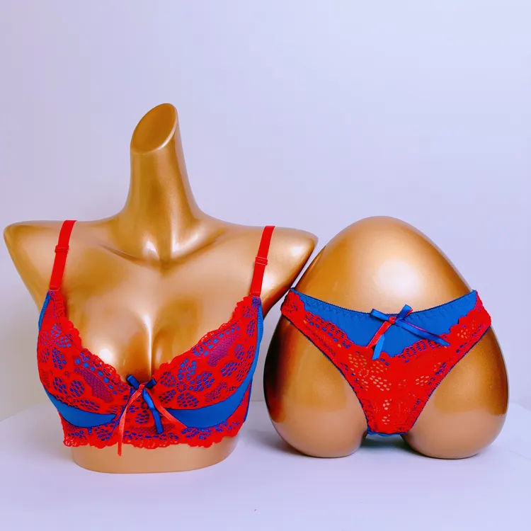 内衣女款2025新款网红爆款性感内衣大胸内衣女小胸聚拢型文胸套装