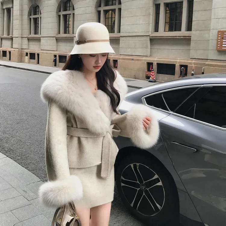 富家千金小香风套装女秋冬新款时尚休闲加厚保暖毛呢外套半身裙子