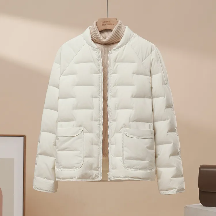 90%白鸭绒3D一体轻薄羽绒服女短款2025秋冬新款时尚小个子轻外套