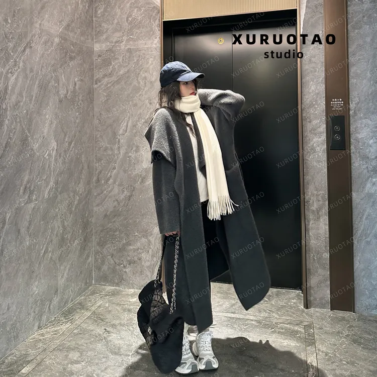 XURUOTAO 【大被子】熊毛绒大翻领灰色长款大毛衣显瘦软糯 T6049