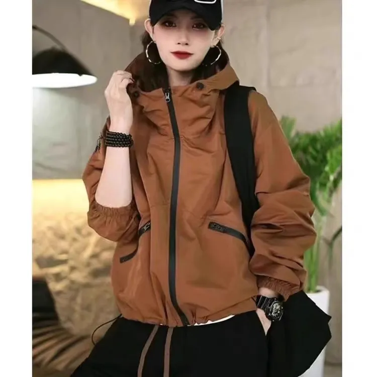 欧货户外防风薄款工装冲锋衣外套女春季2025年新款运动登山服夹克