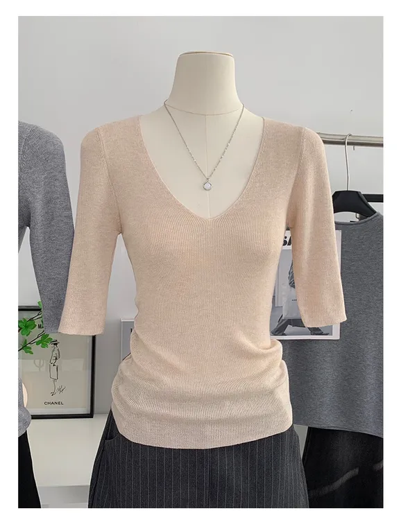 薄款V领修身中袖针织衫女春夏季短袖t恤独特半袖内搭打底上衣