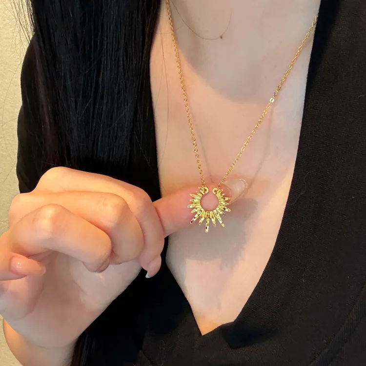 铜合金项链 太阳花星芒项链 Y015
