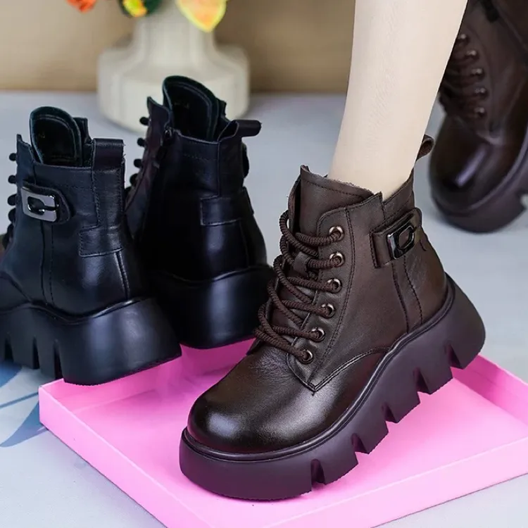 百新款英伦风女靴秋冬休闲厚底马丁靴真皮女靴圆头加厚保暖羊毛鞋