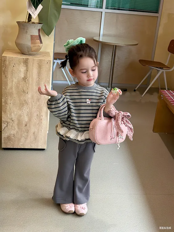 女童花边条纹卫衣小童秋装2025新款甜美儿童圆领打底衫宝宝上衣潮
