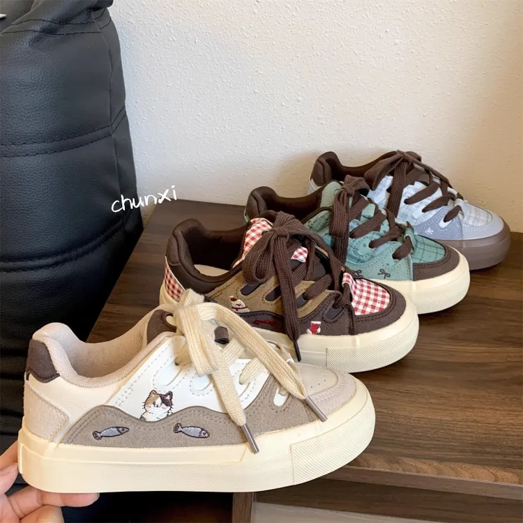 2025秋季新款板鞋女透气学生舒适厚底德训鞋复古百搭运动休闲鞋潮