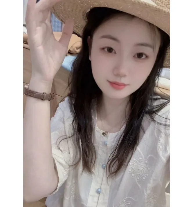 七言家巨好看！新中式国风绣花中袖蓝扣开衫衬衣