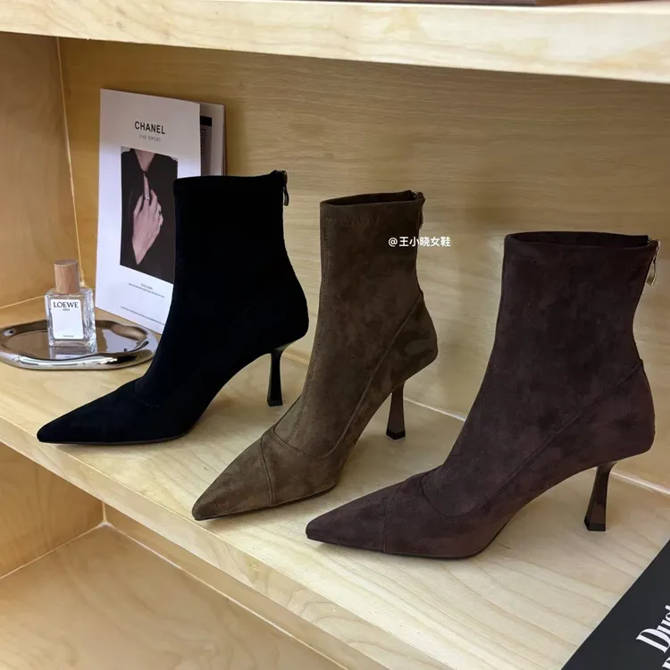2025秋冬新款极简风气质尖头瘦瘦靴时尚百搭高跟后拉链绒面时装靴