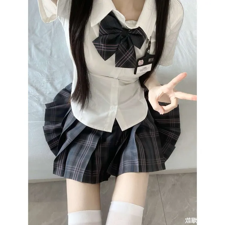收腰衬衫套装jk制服格裙女辣妹纯欲百搭显瘦校供感夏季收腰学院风