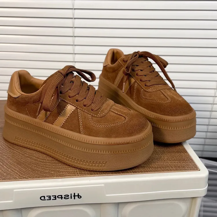 经典百搭内增高德训鞋女2025新款秋冬复古休闲板鞋厚底运动松糕鞋