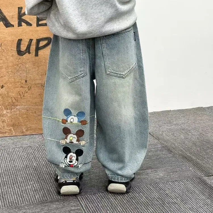 男童牛仔裤春秋款2025男女童洋气宽松软牛仔老爹裤卡通刺绣休闲裤