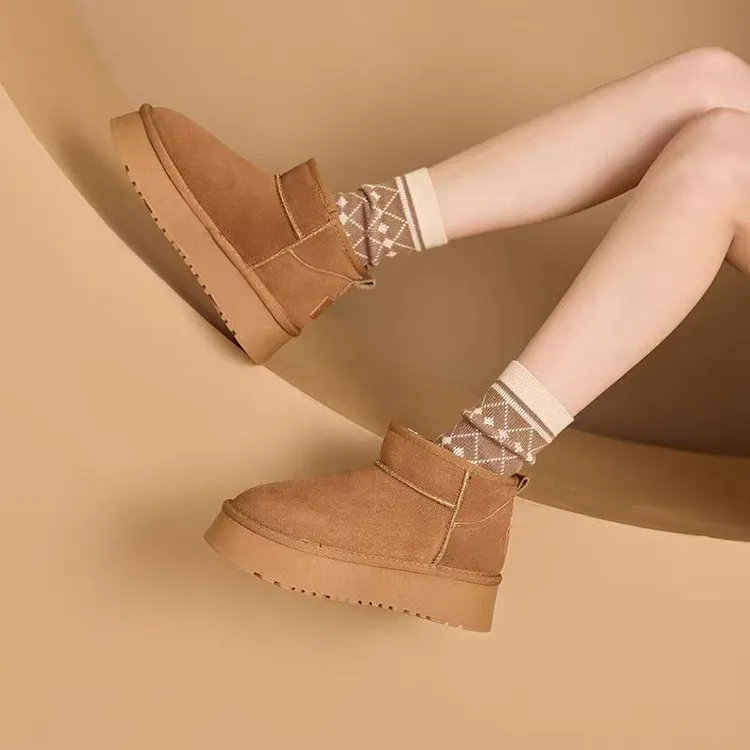 【杨姐精选】良品秋冬新款厚底4.5cm雪地靴加绒加厚百搭经典款5853