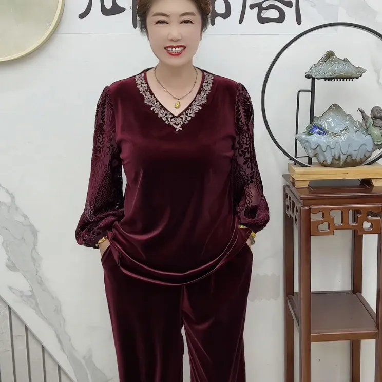 凤尾腰果丝绒烧花套装