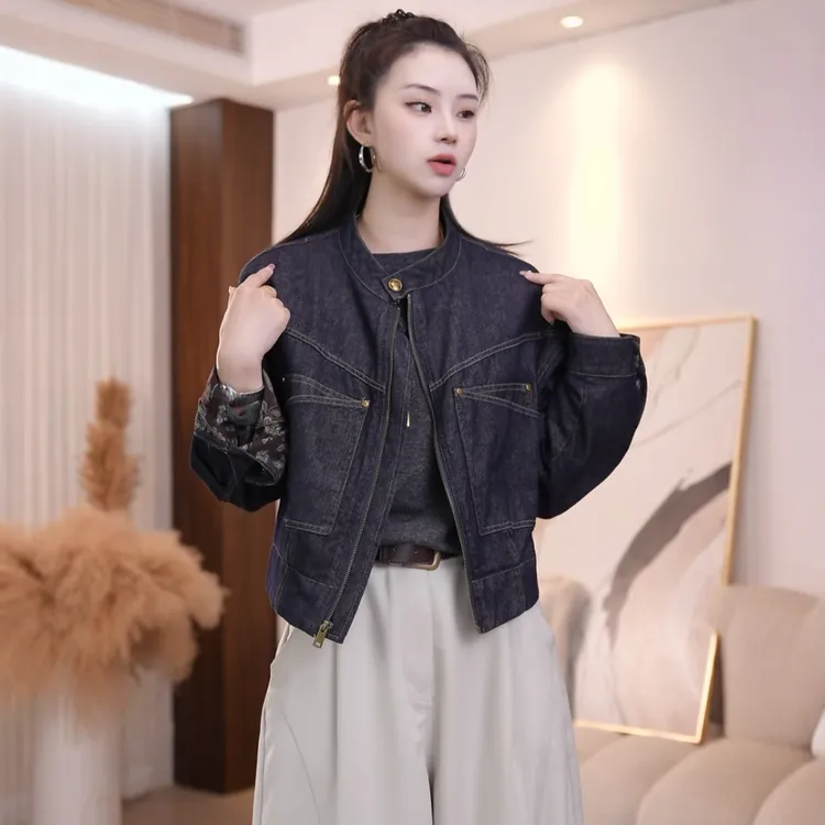 不褪色超好看时尚立领印花拼色牛仔外套爆款高级感洋气百搭夹克上