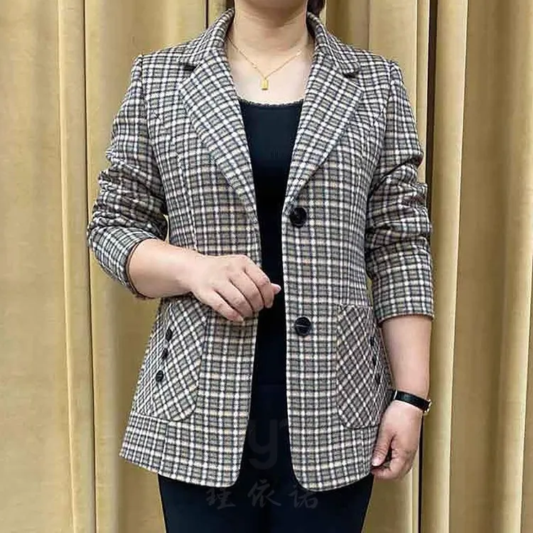哥弟阿玛施正品妈妈春装气质毛呢外套2025新款中老年女装洋气格子