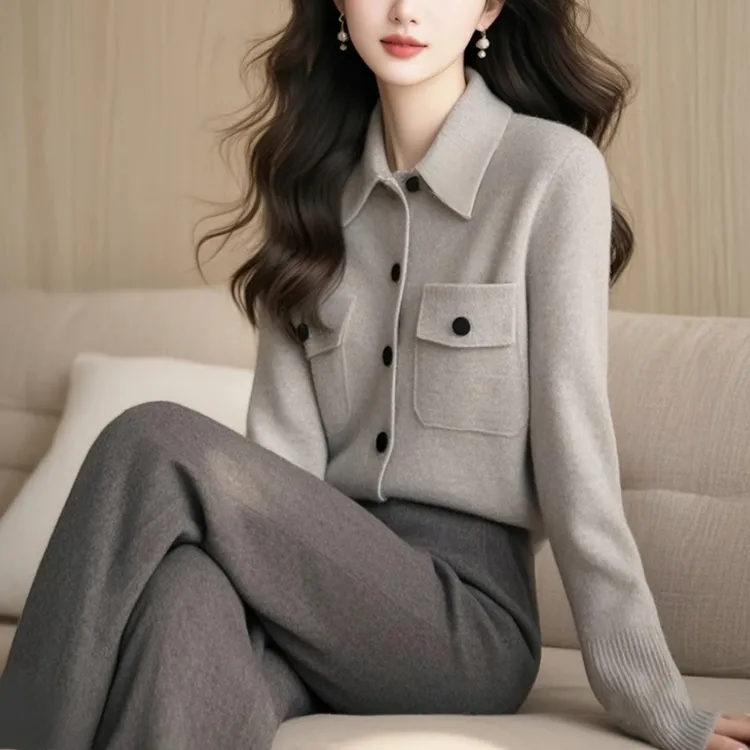 韩系双口袋翻领灰色毛衣开衫女春季新款妈妈装轻熟风气质外套上衣