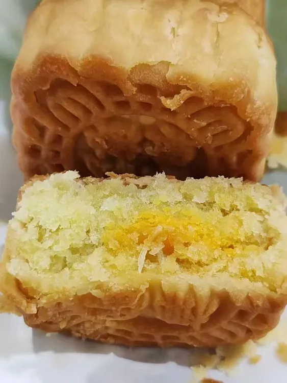海南纯手工酥皮月饼