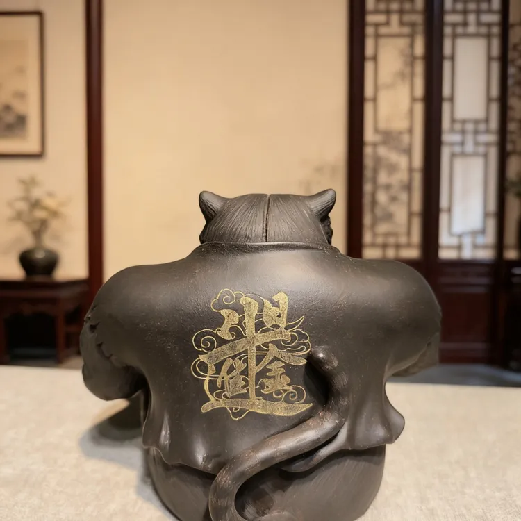 紫砂雕塑茶宠茶宠摆件家用陶瓷烟斗老虎一啸自生风中式