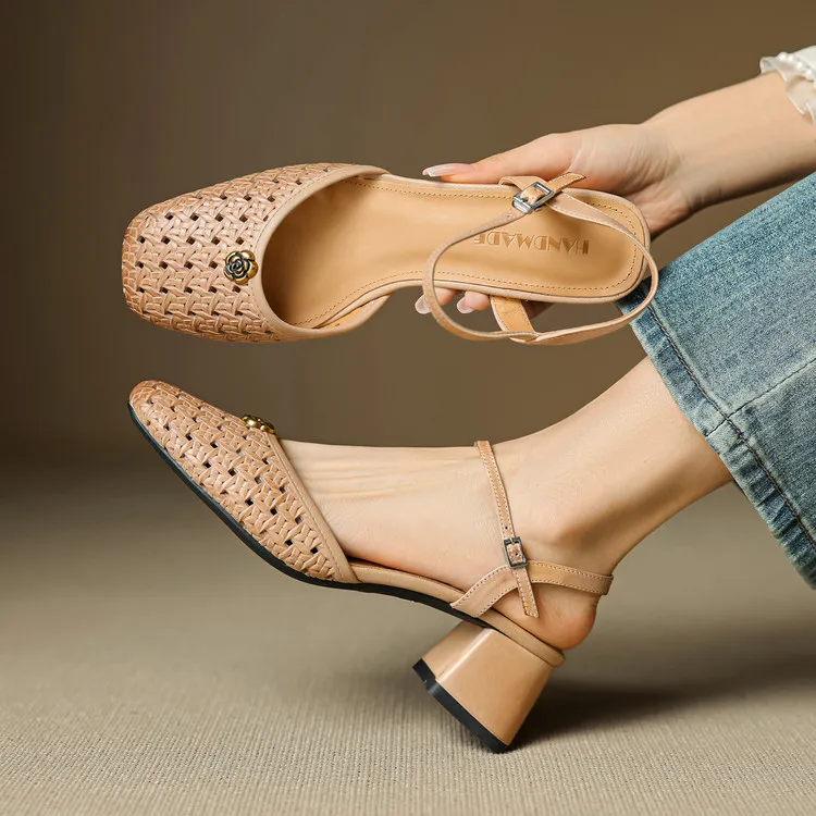 夏手工真皮编织镂空包头凉鞋女方头一字扣带粗跟里外全皮女鞋中跟