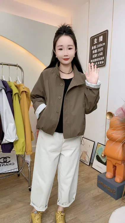 品质秋款显瘦条纹韩范短款遮肉显瘦休闲风衣外套