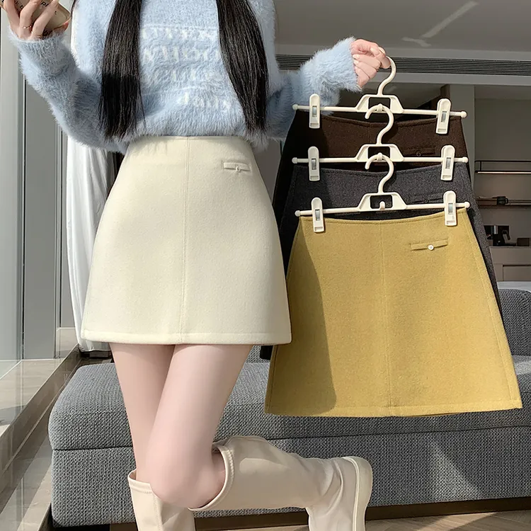 2025秋冬新版网红甜辣妹百搭修身高腰防羊 绒毛呢A字裙包臀半身裙