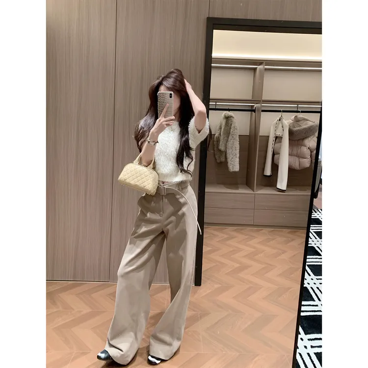 秋冬绝美巨好看的小上衣小个子短款针织衫毛衣直筒显瘦裤子阔腿裤