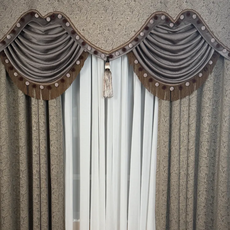 新款雪尼尔遮光窗帘法式欧式房间客厅通用成品窗帘2米-3米