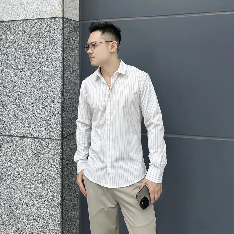 高级条纹长袖衬衫日系港风ins修身衬衣春秋潮流百搭休闲正装上衣