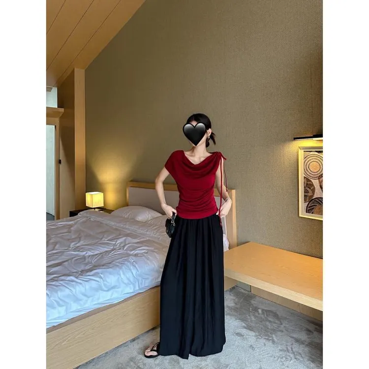 女装夏装套装2025新款爆款休闲网红洋气炸街斜肩上衣阔腿裤两件套